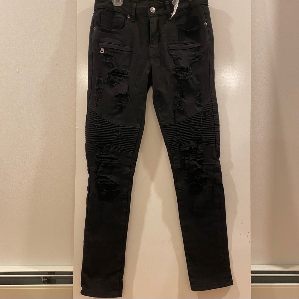 Rue 21 “Supreme Flex” Black Ripped Skinny Jeans